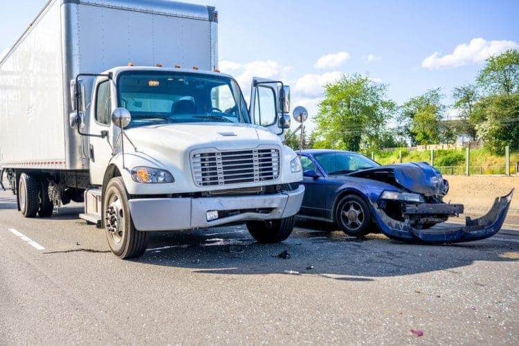 How to Mitigate Further Damages After a Truck Accident in Texas