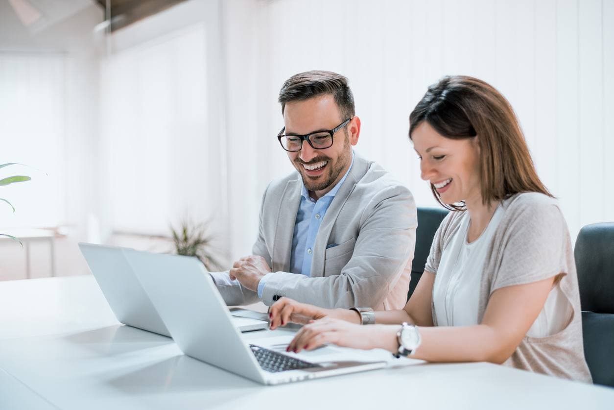 How Online Absence Reporting Benefits Employees And Managers