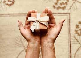 8 Non-Monetary Incentives for Remote Employees That Work