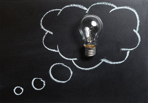 Does intelligence really decrease with aging?