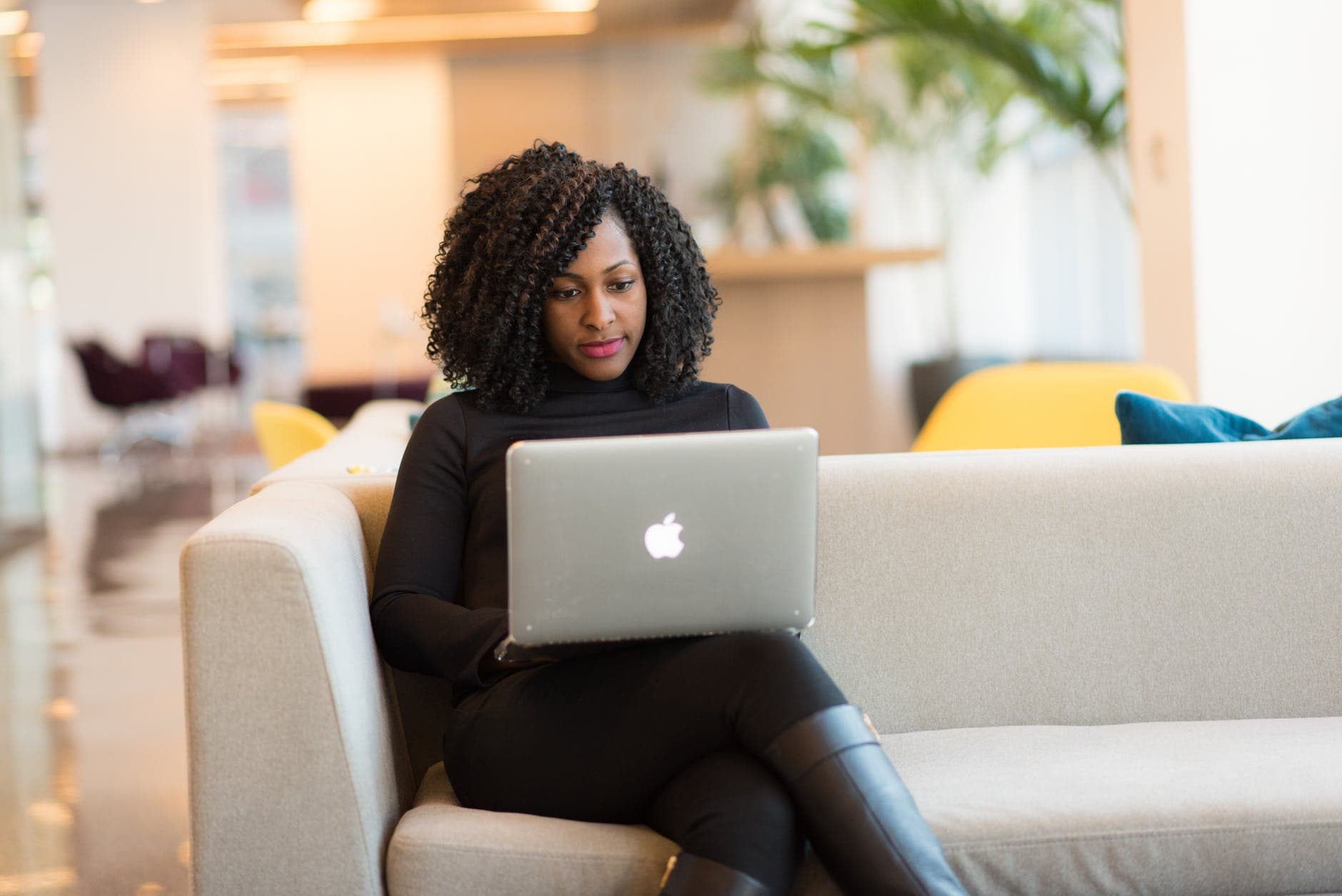 The 6 Things you Should Avoid When Writing Curriculum Vitae(CV)