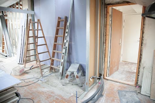 5 Ways to Support an Employee Who's Going Through a Home Renovation