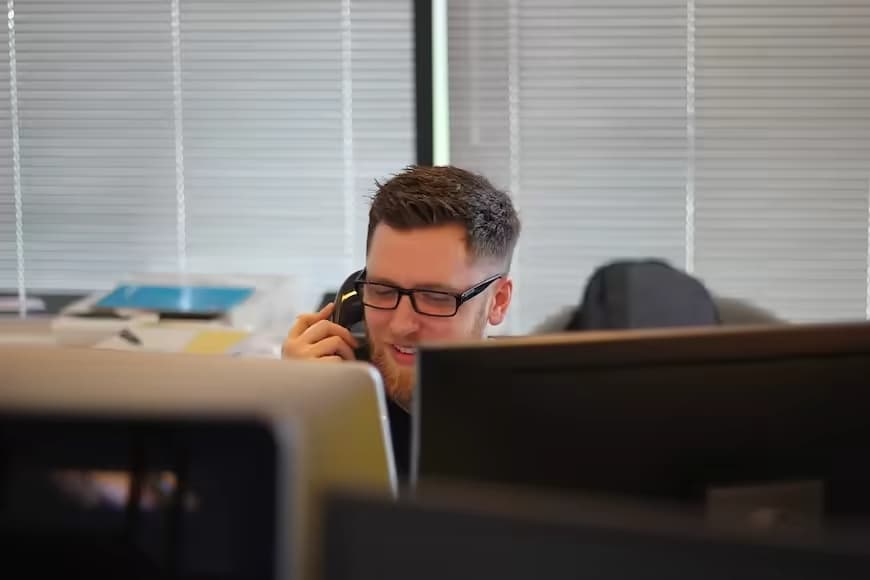 5 Benefits of Employee Call Out Service