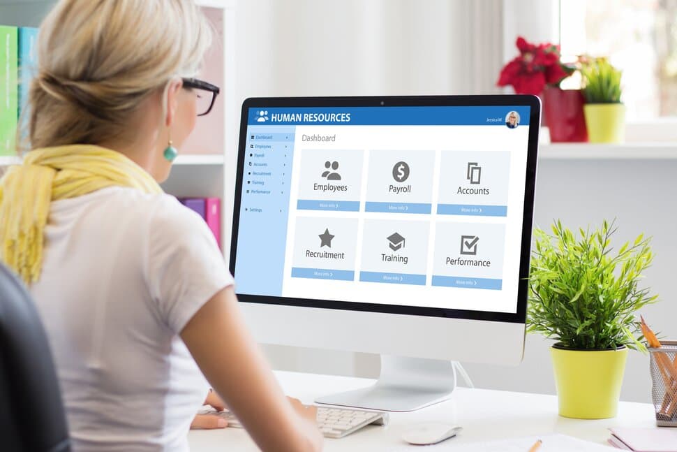 The Role of Advanced Software in Streamlining HR Processes