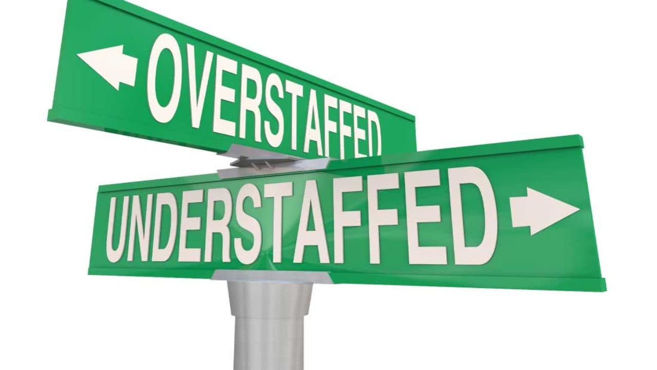 Business case: How we determined optimal staffing levels for a local company