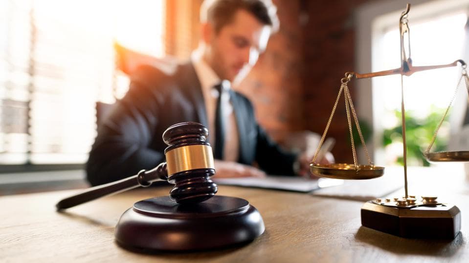 When to Consult an ERISA Attorney: Recognizing Key Signs
