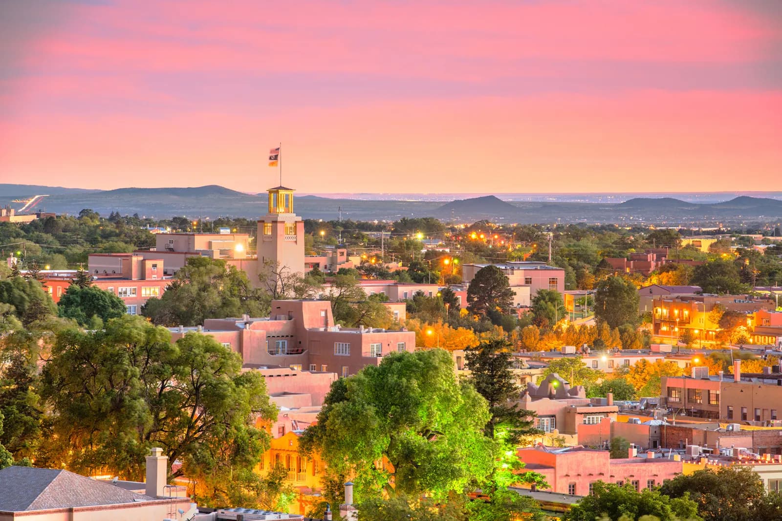 New Mexico Minimum Wage: Employer’s Guide to Compliance in 2025