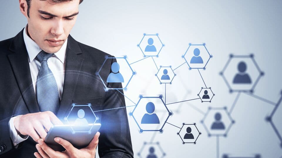 What are the Benefits of HRIS for Employees?