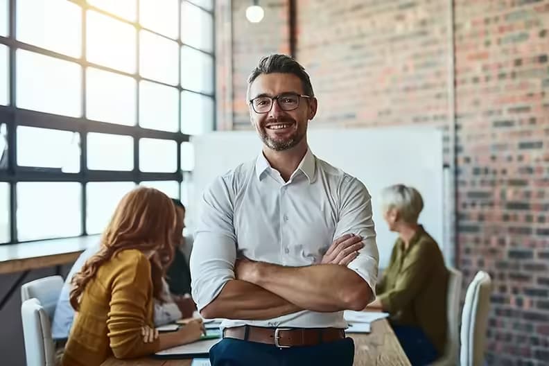 What does an HR Consultant do?