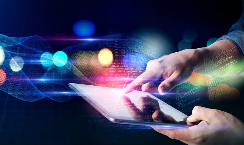 Best Practices for Boosting Digital Adoption in a Hybrid Work Environment