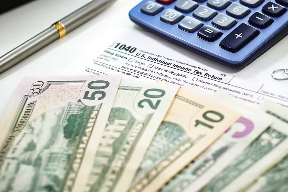 Efficiency and Accuracy: Benefits of Using Crypto Tax Software & Calculators