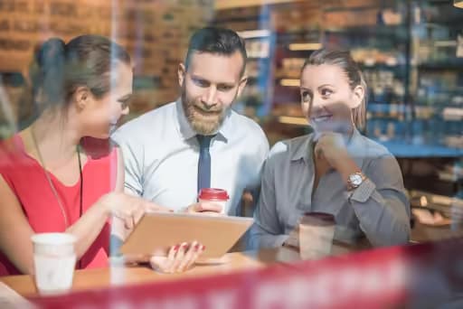 Surviving the E-commerce Trend: A Guide for Traditional Retailers
