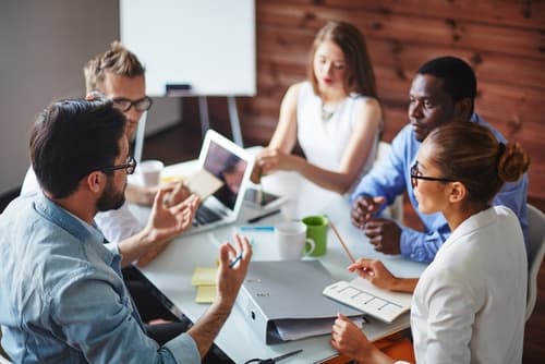 How Does Technology Improve Employee Communication?