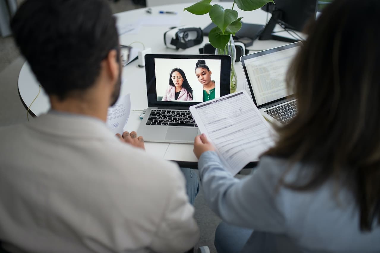 Global Recruiting Using a Global Employment Organization (EOR)