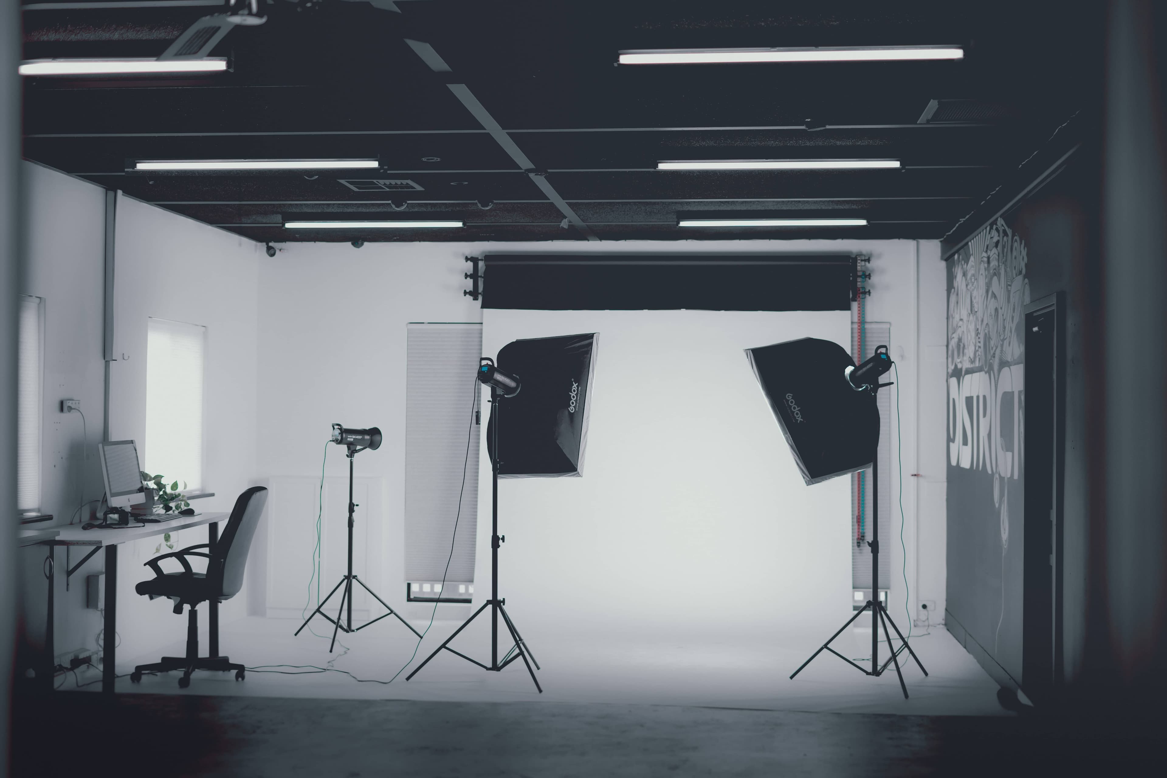 Why Every Entrepreneur in Houston Needs Professional Corporate Headshots