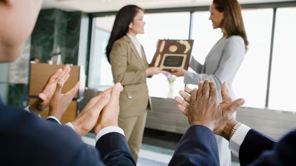 Incentive Ideas to Motivate and Retain Employees