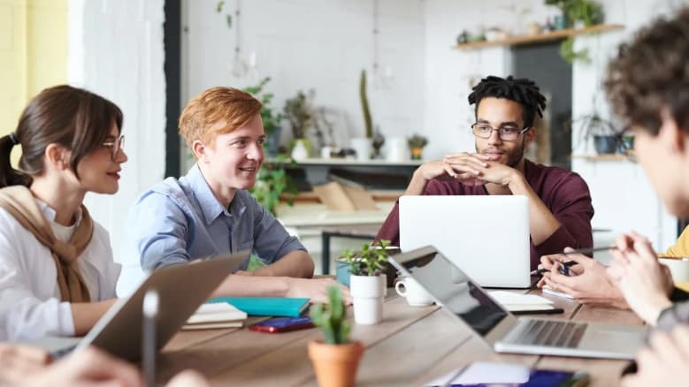 Boosting Employee Retention in High-Demand Logistics Roles: A How-To Guide