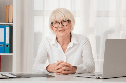 Helping Senior Employees Make Sense of Benefits, Claims, and Compensation Availability