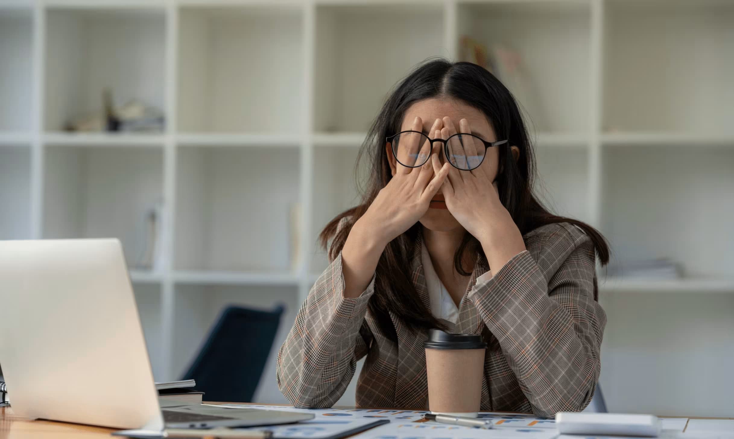 Why Lack of Operational Visibility Quietly Increases Employee Stress