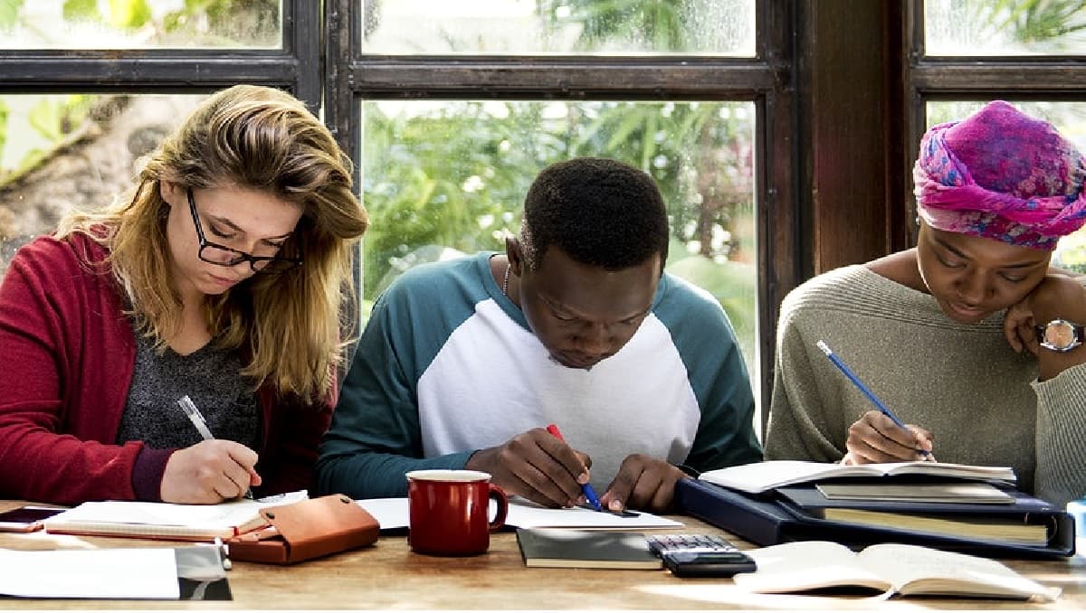 Beyond the Classroom: The Role of Math Homework in College Student Skill Development