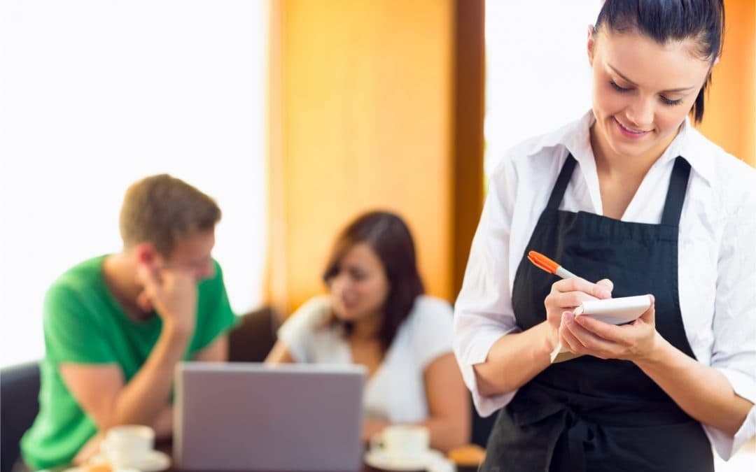 How To Earn Easy Money While You're Studying Away at University