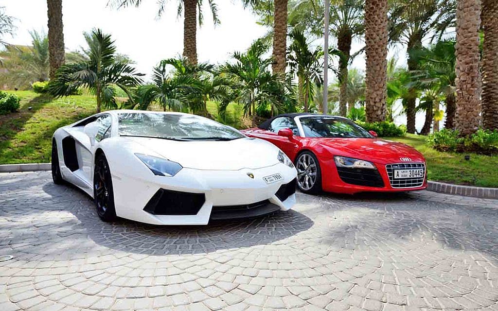 OneClickDrive Sets a New Benchmark in Dubai’s Luxury Car Rental Market: A Business Case in Customer-Centric Innovation