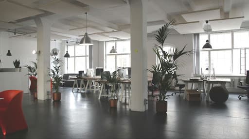 Understanding Business Leases: What Every People Leader Should Know