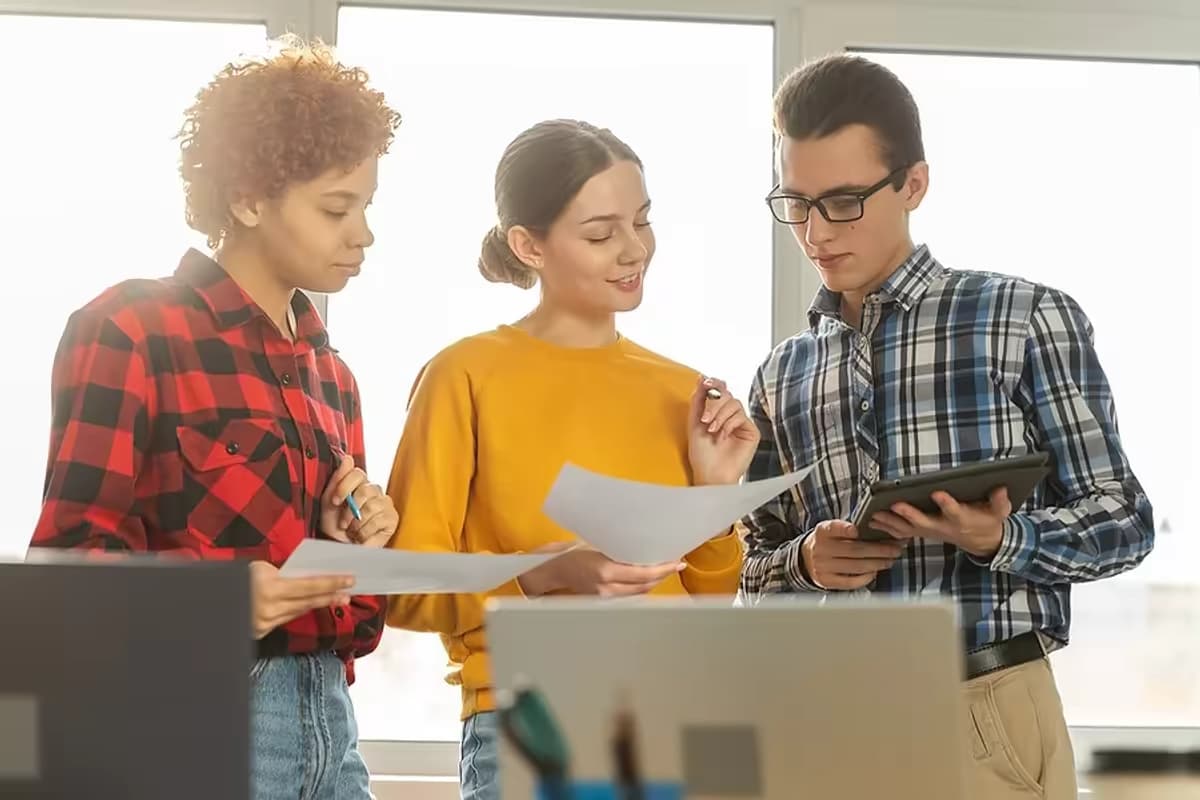 The 7 Best Deals and Promos to Watch Out for As a Young Professional