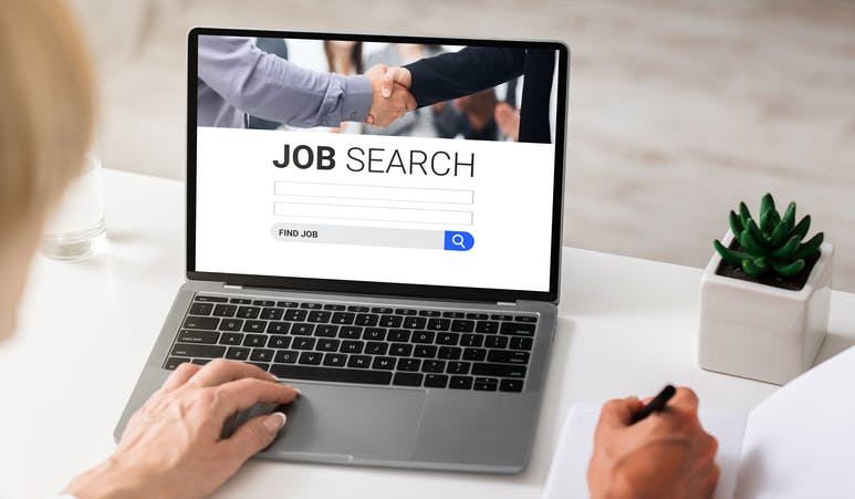 Job Search Engines Disrupting Hiring Processes: The Modern Shift