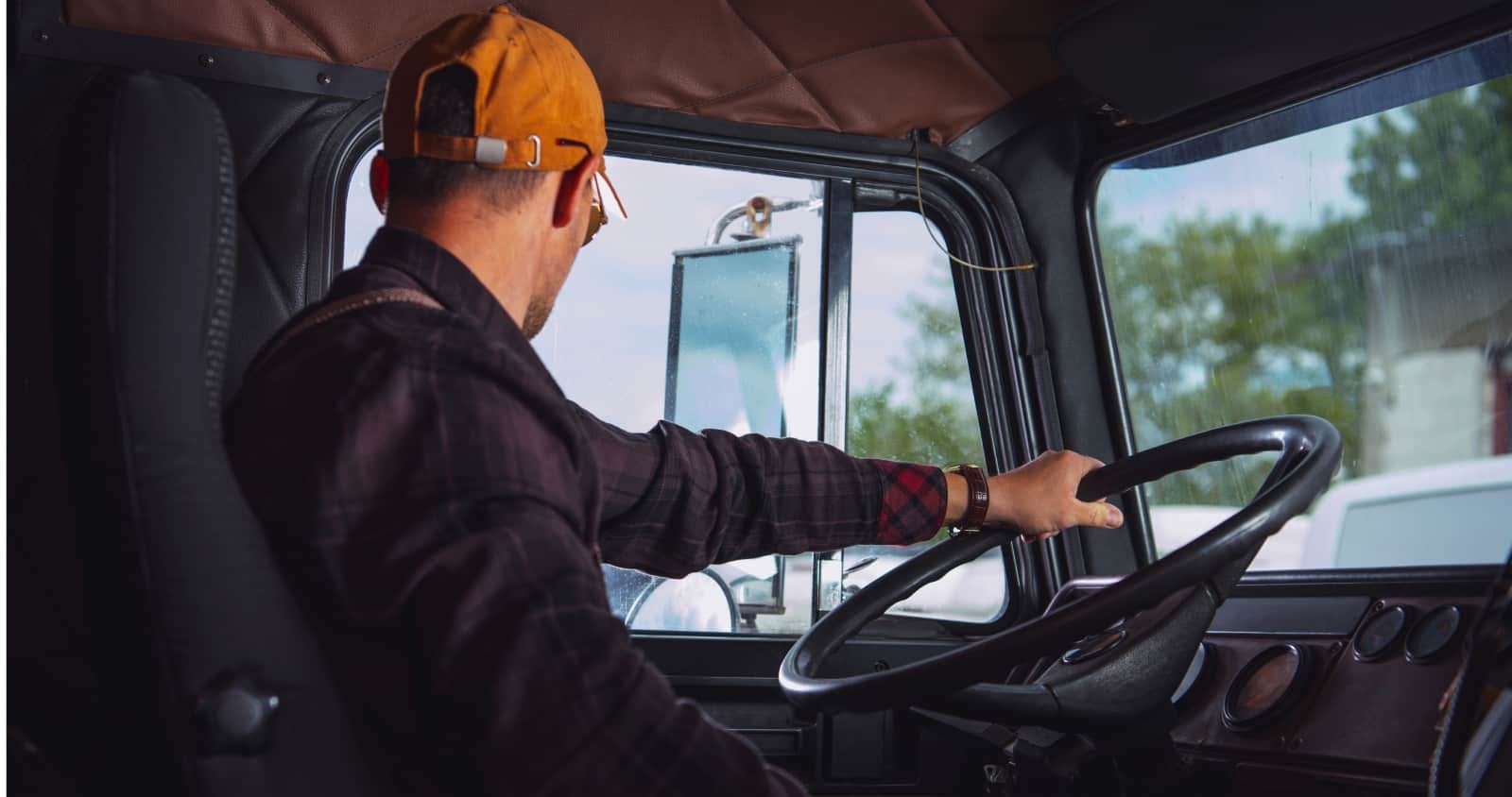 Navigating the Long Haul: Essential Tips for HGV Drivers on Dealing with Fatigue